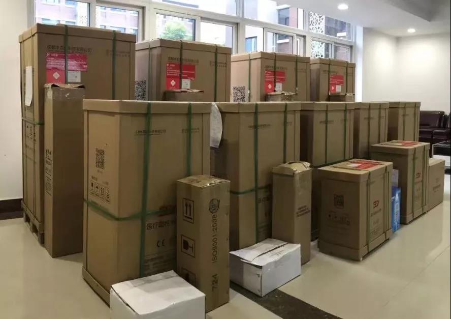 水思源——?緊急馳援“龍泉造”水思源醫(yī)療超純水設(shè)備送抵北京、廣西“小湯山”醫(yī)院