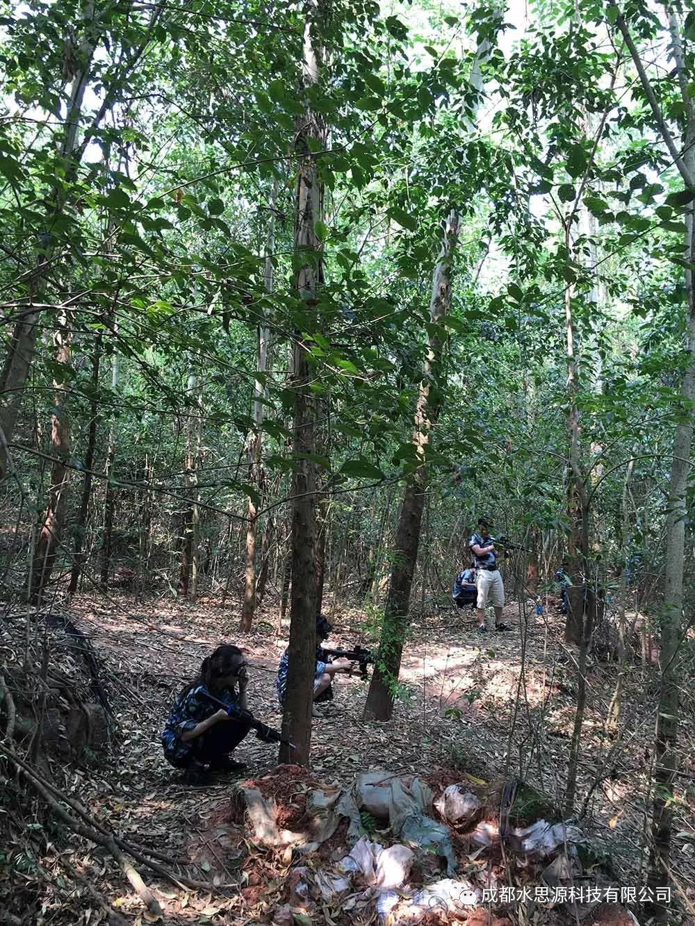 水思源——真人CS‘繳槍不殺’