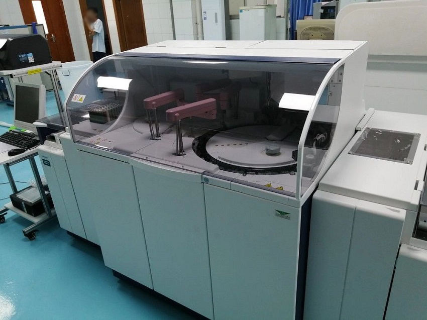 水思源檢驗科純水設(shè)備