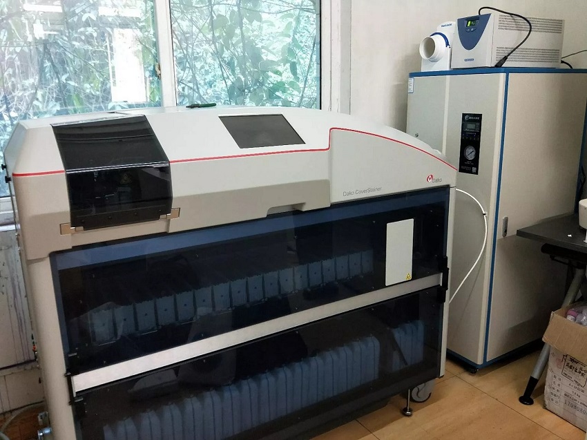 水思源檢驗科純水設(shè)備