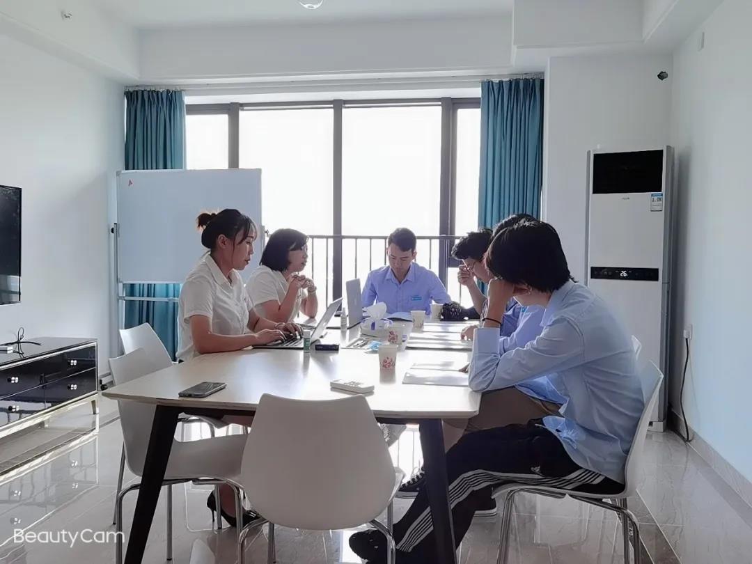 水思源——優(yōu)秀團(tuán)隊經(jīng)理“蓉姐”