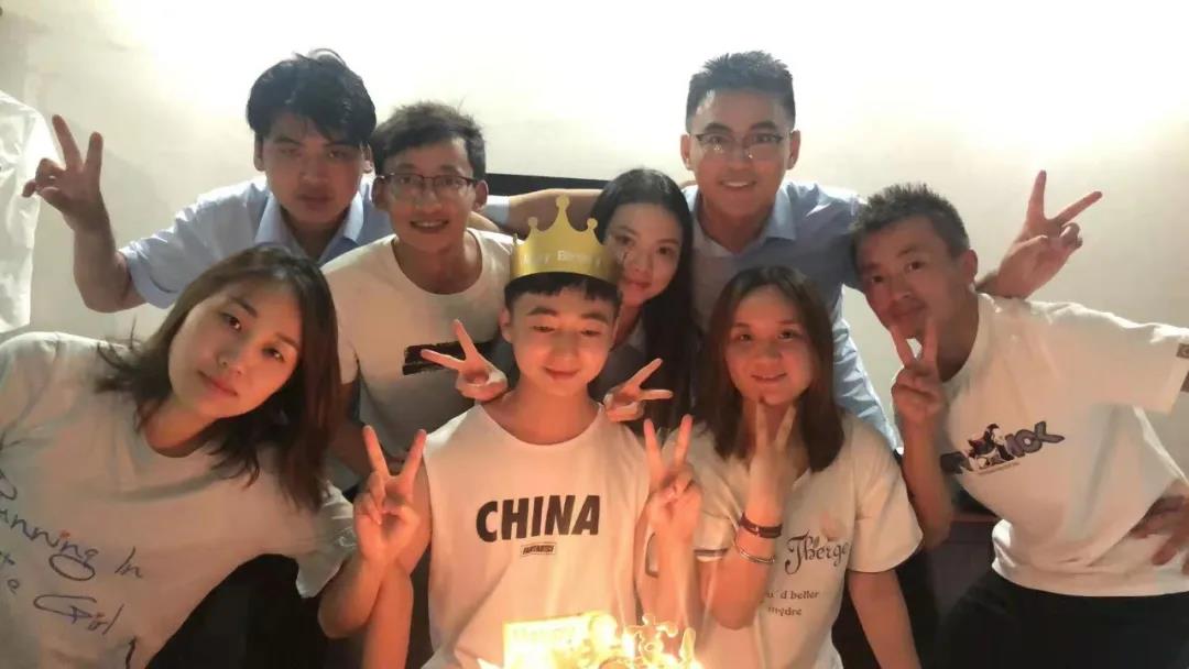 水思源——優(yōu)秀團(tuán)隊經(jīng)理“蓉姐”