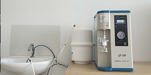 關(guān)于超純水設備水質(zhì)保持最佳狀態(tài)方法